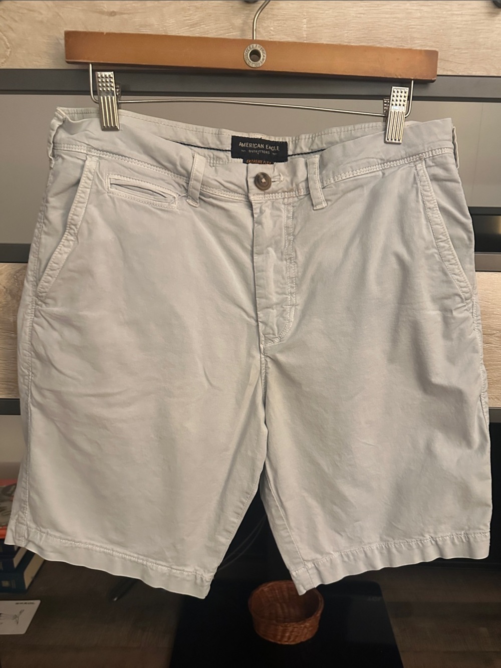 American Eagle Outfitters Cream Flat Front Chino Shorts